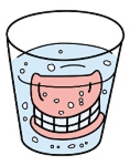 入れ歯のお手入れ方法